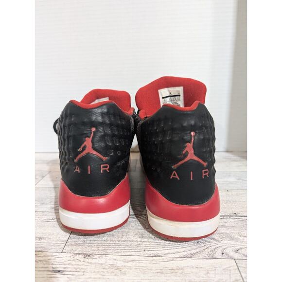 Nike Jordan Academy BG Youth shoes Size 5 Youth 5Y Black/Gym Red-White - Picture 4 of 8